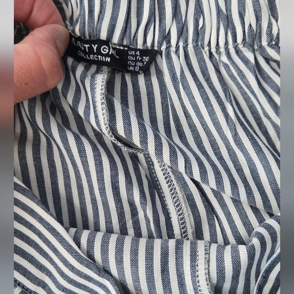 3/$25! NWT Nasty Gal Stripe Tie Bandeau & Short Set Size 4 - Picture 8 of 11